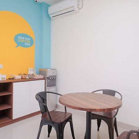 Sans Hotel Aurum Majapahit סמאראנג מראה חיצוני תמונה