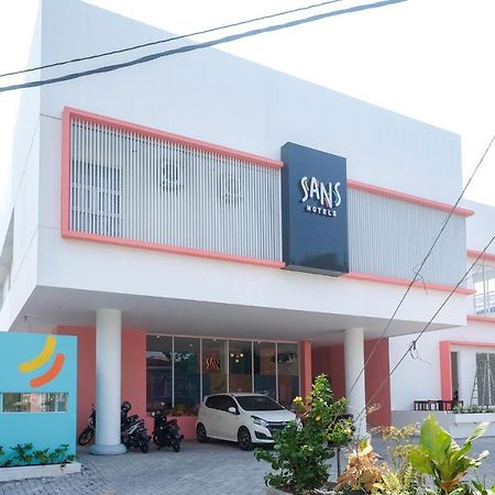 Sans Hotel Aurum Majapahit סמאראנג מראה חיצוני תמונה
